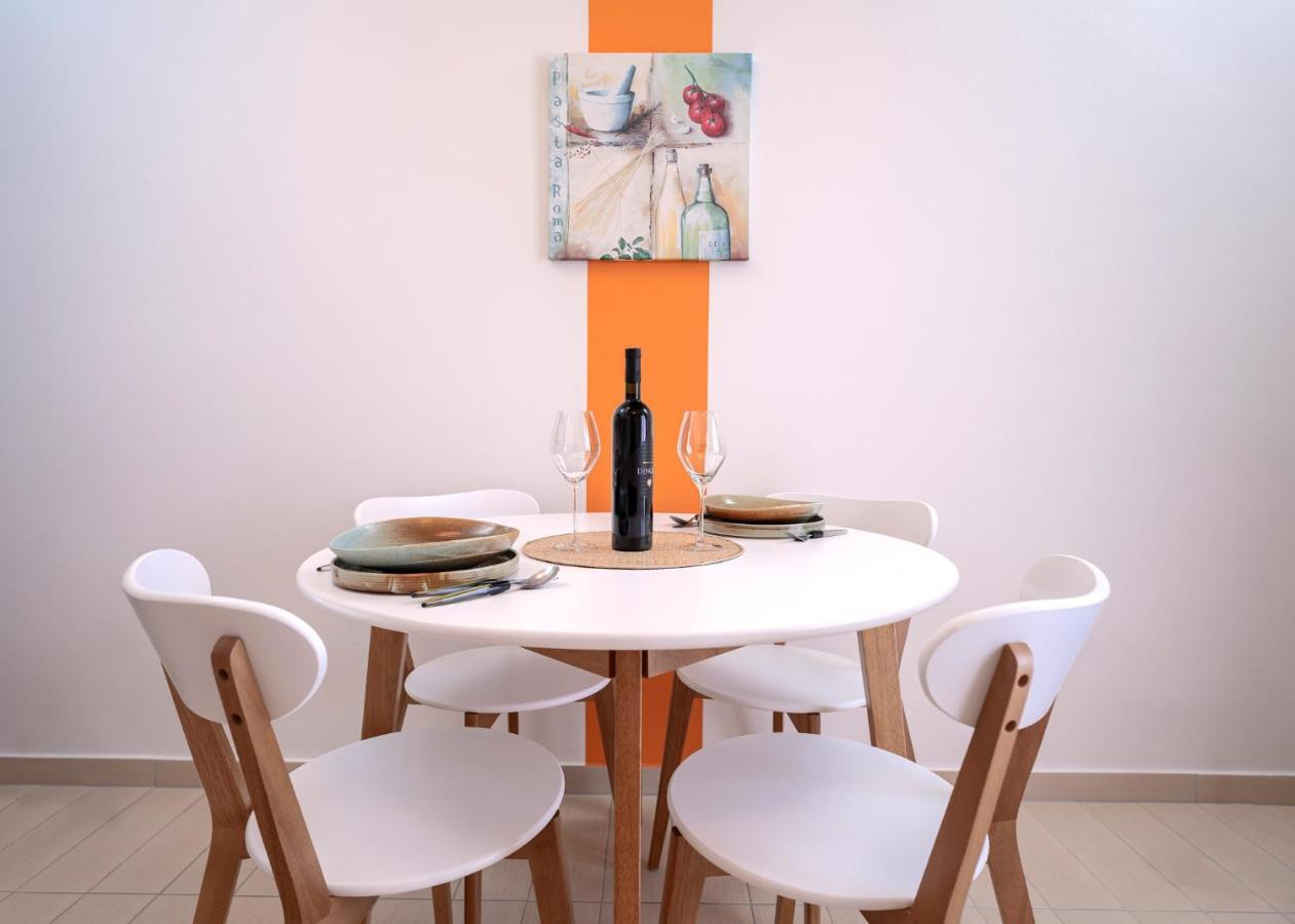 Hektorovic Poolside Apartments Bol Bagian luar foto