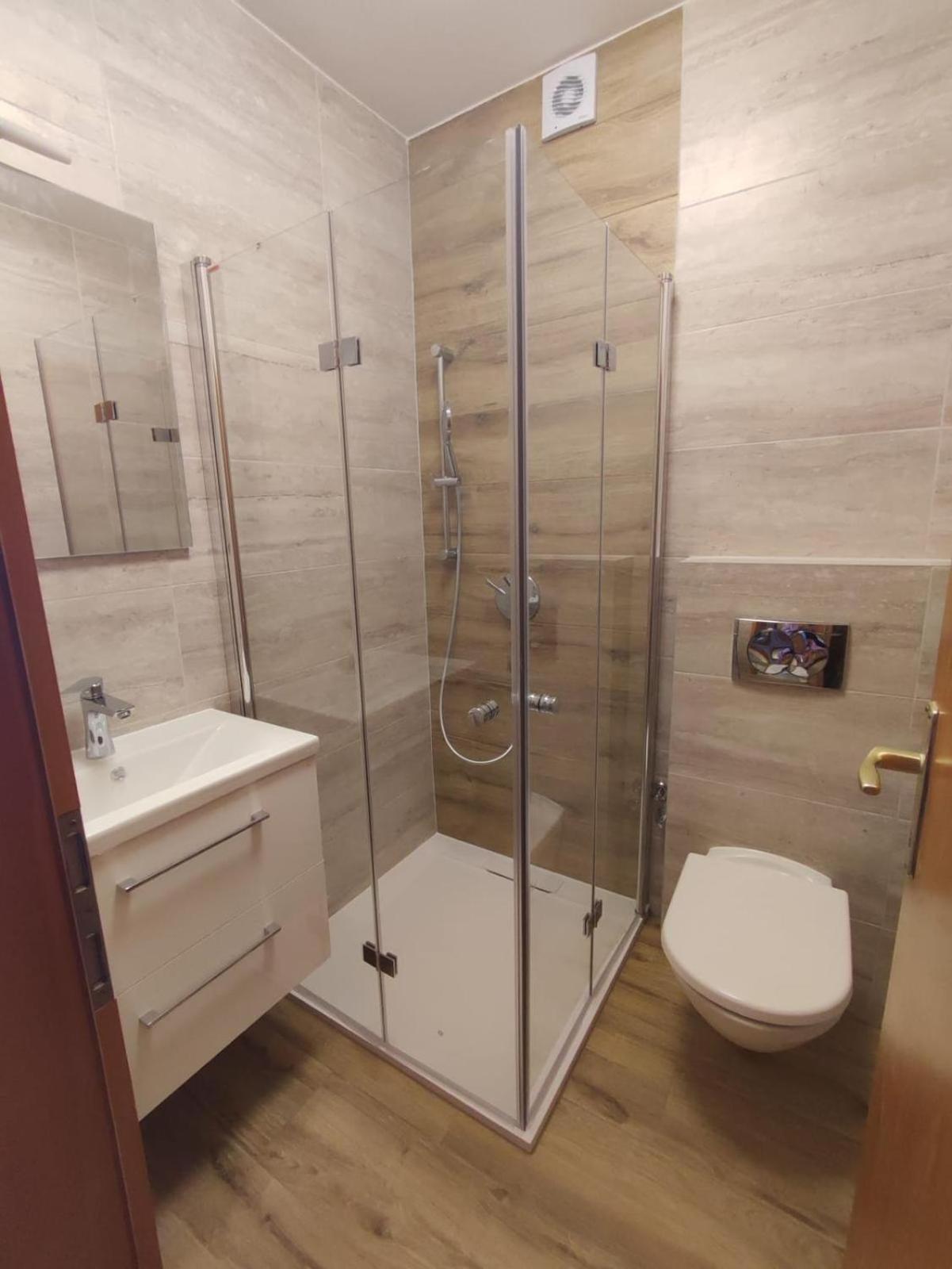 Hektorovic Poolside Apartments Bol Ruang foto