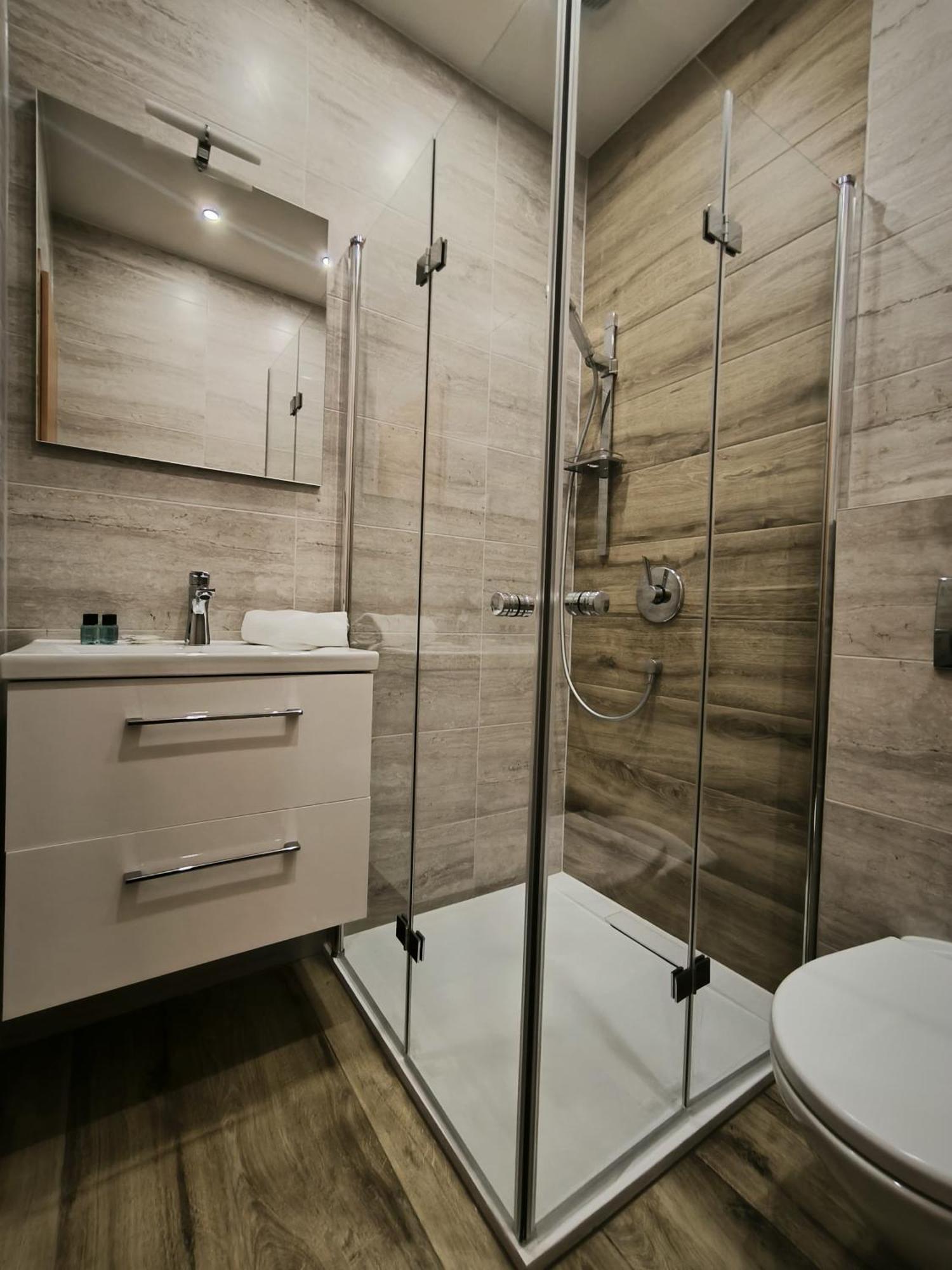 Hektorovic Poolside Apartments Bol Bagian luar foto
